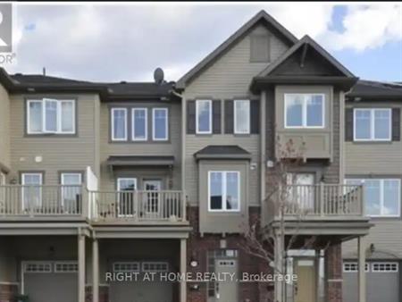 2116 MADRID AVENUE | 2116 MADRID AVENUE, Ottawa