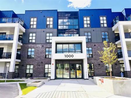 Top-Floor Designer Condo in Calgary’s University District | 4270 Norford Avenue Northwest, Calgary