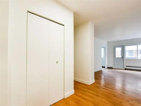 809 Bloomfield Avenue | 809 Bloomfield Avenue, Montreal