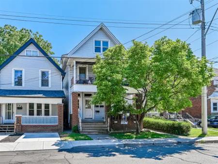3-190 Lottridge St | 190 Lottridge St., Hamilton