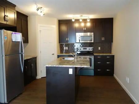 Beautiful 3 Bedroom Fourplex for Rent in Clareview | 4 - 2908 151 Ave NW, Edmonton