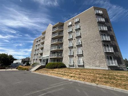 ✨ À LOUER – Superbe 4 ½ à Candiac au 60 St-Francois-Xavier ✨