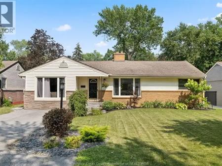 258 ARLINGTON | 258 ARLINGTON, Tecumseh
