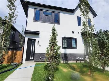 2 bedroom basement suit - BRAND NEW - close to transit | 464 23 Avenue Northeast, Calgary