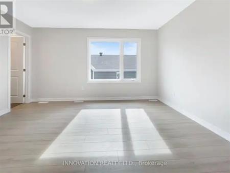 18 PUMICE PLACE | 18 PUMICE PLACE, Ottawa