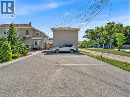911 ELLROSE AVENUE | 911 ELLROSE AVENUE, Windsor