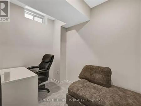 MAIN & UPPER - 15 DOUGLAS KEMP CRESCENT | MAIN & UPPER - 15 DOUGLAS KEMP CRESCENT, Clarington