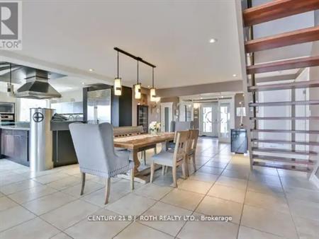 73 LAKESHORE ROAD W | 73 LAKESHORE ROAD W, Oro-Medonte