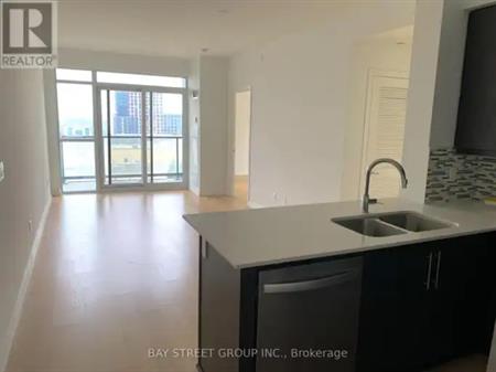 708 - 65 ONEIDA CRESCENT | 708 - 65 ONEIDA CRESCENT, Richmond Hill