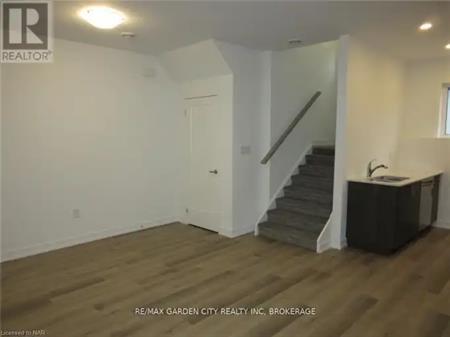 311 - 781 CLARE AVENUE | 311 - 781 CLARE AVENUE, Welland