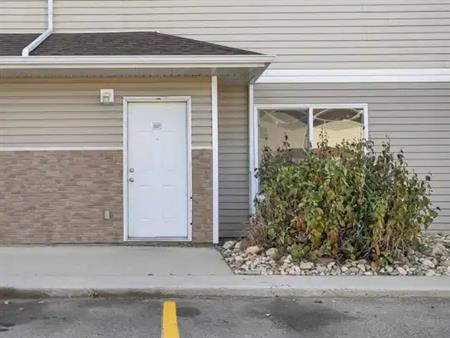 Gorgeous 3 Bedroom Townhouse in Desirable Johnstone Park! | 100 Jordan Parkway, Red Deer