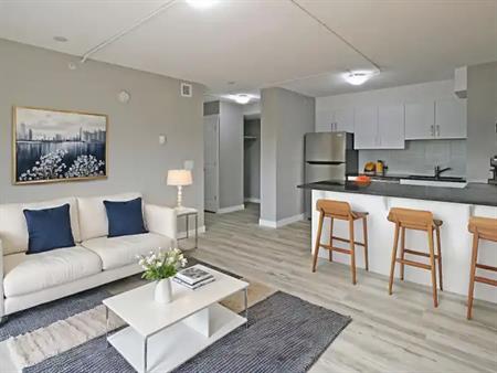 One Bedroom Suite with City Views | 939 19 Avenue Southwest, Calgary