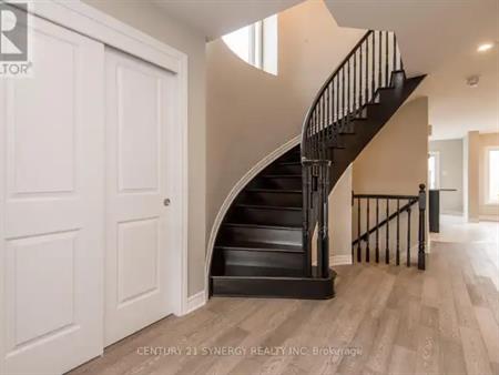 607 TRIGORIA CRESCENT | 607 TRIGORIA CRESCENT, Ottawa