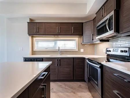 Link Apartments at Ellerslie | 11189 Ellerslie Road, Edmonton