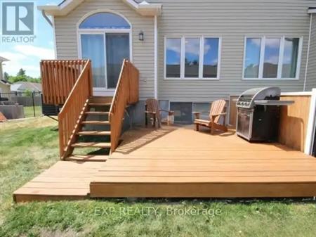 249 HUNTERBROOK STREET N | 249 HUNTERBROOK STREET N, Ottawa