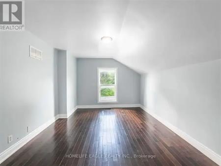 MAIN - 87 SIMCOE ROAD | MAIN - 87 SIMCOE ROAD, Bradford West Gwillimbury