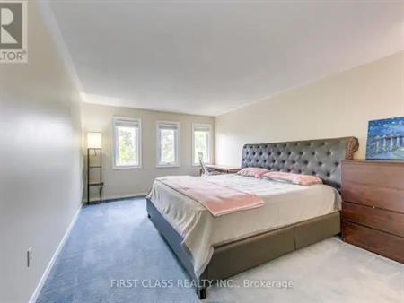 26 - 2051 MERCHANTS GATE | 26 - 2051 MERCHANTS GATE, Oakville
