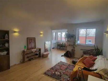 Bright 3 1/2 with a sunroom (lease transfer) | 7 - 3185 Avenue Van Horne, Montreal