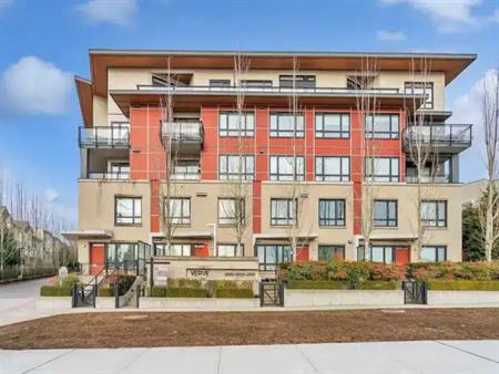 1 Bed 1 Bath and a Den in the Heart of Surrey | 13931 Fraser Highway, Surrey