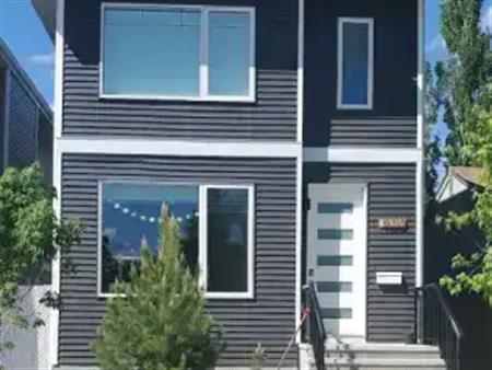 1-Bed 1-Bath Basement Suite in West Jasper Place | 15212 98 Avenue Northwest, Edmonton