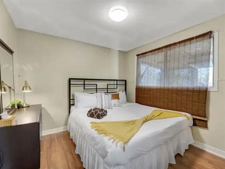 Central Furnished 3 Bed w/ Huge Yard, Front & Back Patio | Calgary