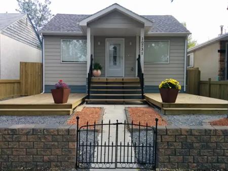 University Area - 4 Bedrooms 3 Full bathrooms | 10731 71 ave NW, Edmonton
