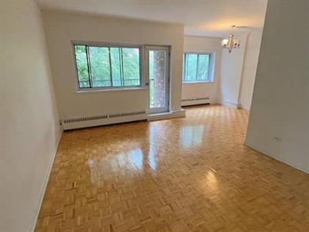 2 CH - 1 SDB - Montréal - $1,795 /mo