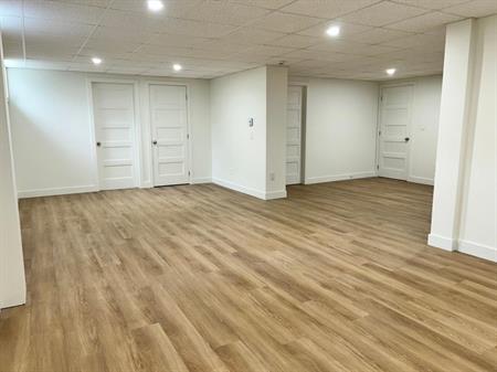 Apparemment de 5 chambres à louer