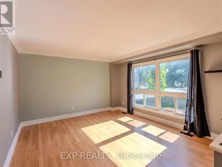 #C - 37 FORESTER CRESCENT | #C - 37 FORESTER CRESCENT, Ottawa