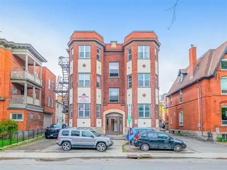 6-305 Waverly Street - Available from November 1st 2025 | 305 Waverly St, Ottawa
