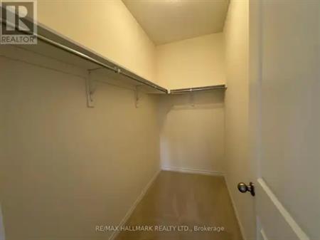 8 HALDIMAND STREET | 8 HALDIMAND STREET, Vaughan