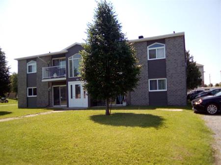 4 1/2 pieces au 1er etage a Princeville libre pour Octobre ou Novembre 2025