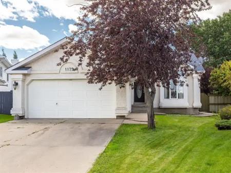 West End Home with a Large Yard | 1175 Potter Greens Drive Northwest, Edmonton