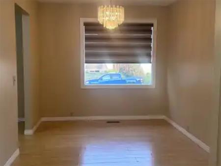Awesome 3 BR main level, 1.5 baths, Marlborough, very quiet, Huge Parking | 1419 42 Street NE, Calgary
