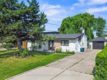 LOWER - 523 PINEGROVE ROAD | LOWER - 523 PINEGROVE ROAD, Oakville