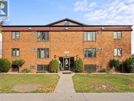 1160 HOWARD Unit# 102 | 1160 HOWARD Unit# 102, Windsor