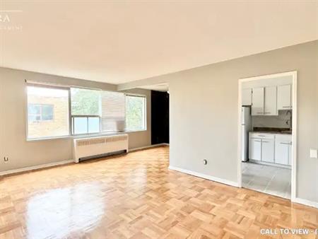 17-6 Kings Point Dr, Etobicoke, Ontario M8Y 1Z4 | 6 Kings Point Drive, Toronto