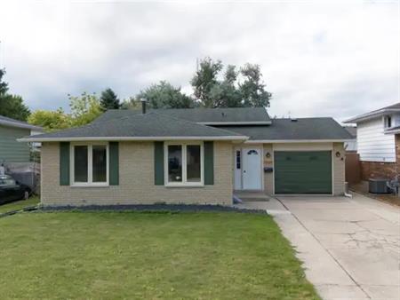 1025 FROST AVENUE | 1025 FROST AVENUE, Sarnia