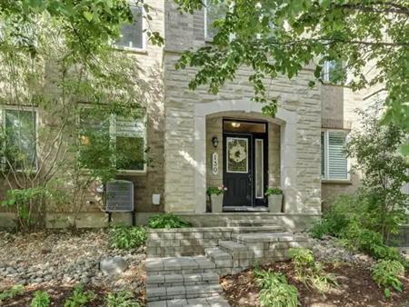130 Lanark Ave | 130 Lanark Avenue, Ottawa