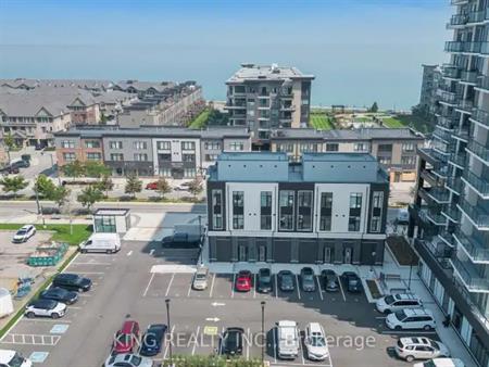 36 ANDRES COMMON | 36 ANDRES COMMON, Grimsby