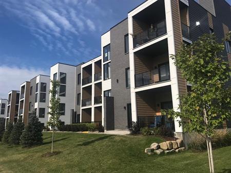 Luxueux condo St-Janvier
