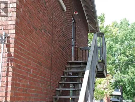 265 PARK Avenue | 265 PARK Avenue, Brantford