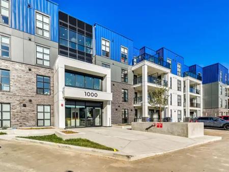 Luxury 1 bed and 1  Bath condo with heated parking | 4270 Norford Avenue Northwest, Calgary