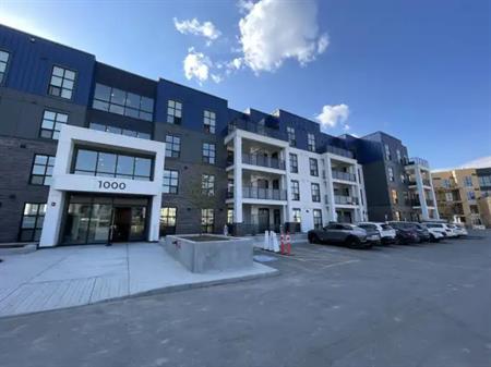 Stylish Main-Floor Condo in University District – Exceptional Location & Comfort | 1117 - 4270 Norford Avenue Northwest, Calg