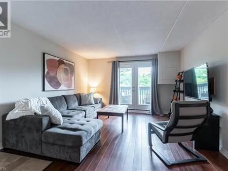 2020 CLEAVER Avenue Unit# 207 | 2020 CLEAVER Avenue Unit# 207, Burlington