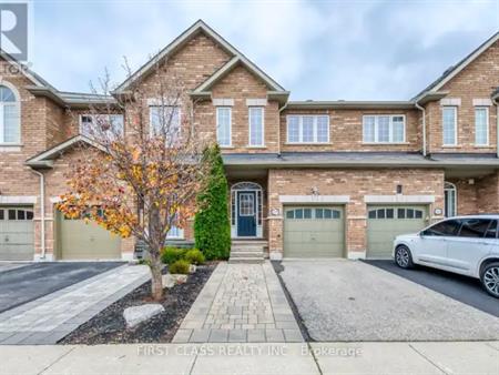 39 - 651 FARMSTEAD DRIVE | 39 - 651 FARMSTEAD DRIVE, Milton