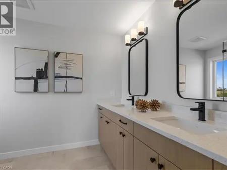 81 KENTON Street Unit# UPPER | 81 KENTON Street Unit# UPPER, Mitchell
