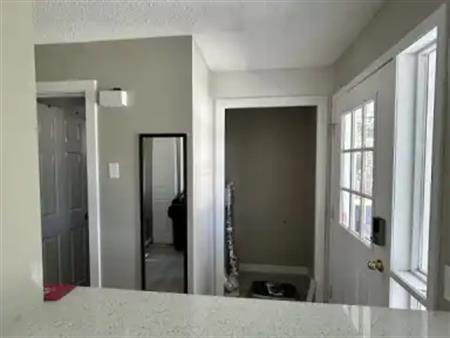 4 bedrooms, 3 full bathroom above ground for rent | 1111 Millcrest Rise Southwest, Calgary