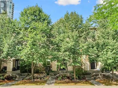6 - 130 LANARK AVENUE | 6 - 130 LANARK AVENUE, Ottawa