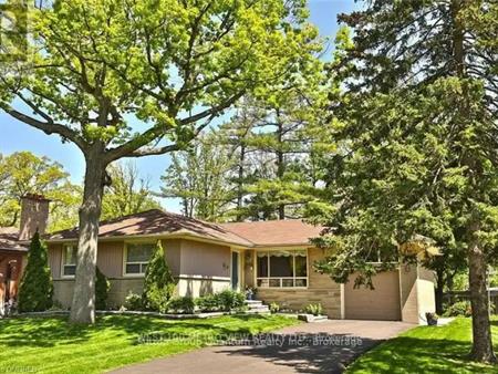 48 NORTH FORSTER PARK DRIVE | 48 NORTH FORSTER PARK DRIVE, Oakville
